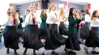 Odoru Ponpokorin - Japanese language learners dance-off