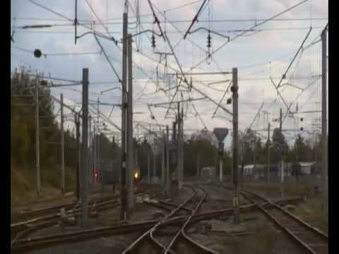 37194 & 37601 (66304 DIT) Passing Carnforth working 4S44 to Coatbridge