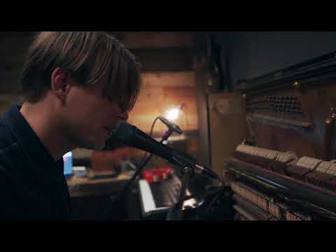 Junior Brielle – Panik // SAVANT Live Sessions #3