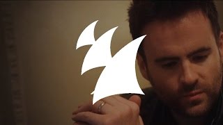 Gareth Emery feat. Bo Bruce - U (W&amp;W Remix)