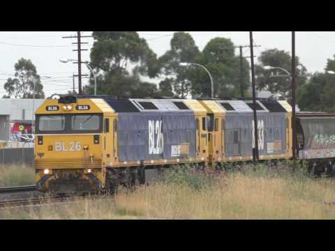 My First Grain Train for 2017 - 1MC6 BL26 & BL33 Airport West Pacific National Australian Trains