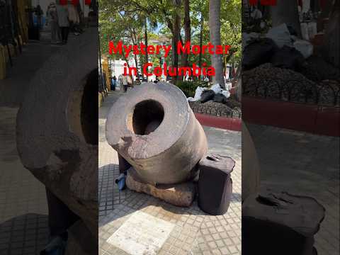 Mystery Mortar of Cartagena 🇨🇴 | Hidden History in Plaza de Bolívar