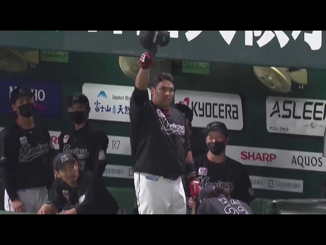 【2回表】3試合ぶりのごっちゃし!! マリーンズ・井上晴哉がライトスタンドへ第4号先制ソロホームランを放つ!! 2022年9月1日 福岡ソフトバンクホークス 対 千葉ロッテマリーンズ