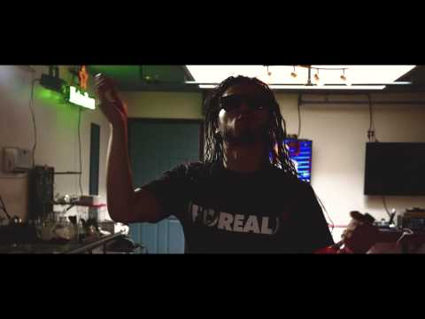 Ezale - I Ain't Trippin Off Nothin (Official Music Video)