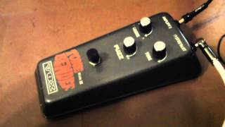 Video thumbnail for Vox Tone Bender MKIII by Vintage Stompboxes