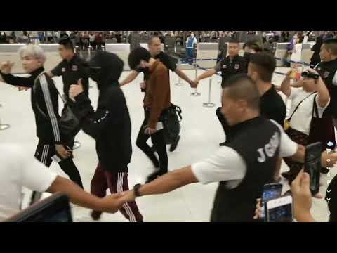 #ปุกปุยแฟนแคม 180930-181001 #GOT7 #Pentagon #TheBoyz #fromis_9 #KCON2018THAILAND at SVB, BKK airport