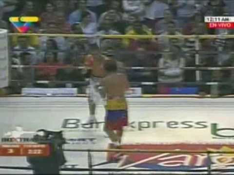 Edwin El Inca Valero Vs. Hector Velasquez 19 dic 09 Venezuela - KO por el Inca. 2 de 4