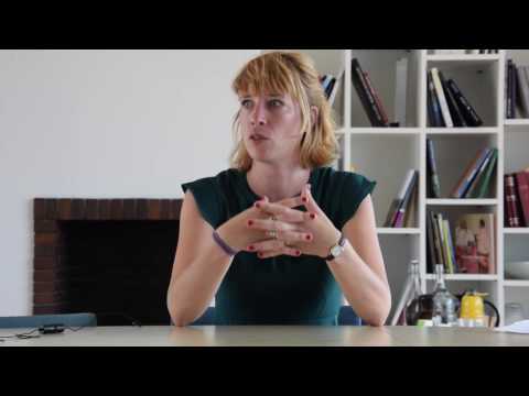 download lagu mp3 mp4 Pia Grenoble, download lagu Pia Grenoble gratis, unduh video klip Pia Grenoble