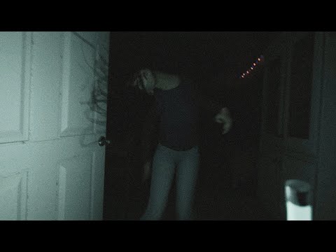 This horror game had me on a CHOKEHOLD..