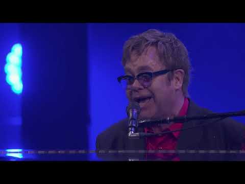 Videoclip de Can't Stay Alone Tonight — Elton John