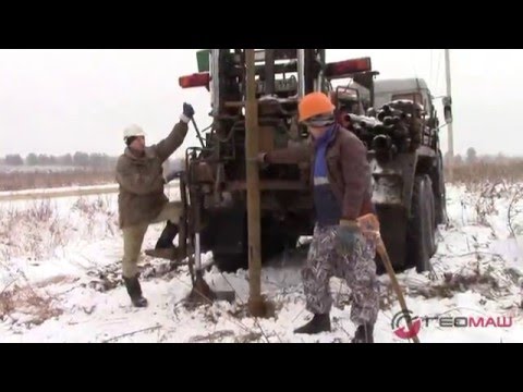 Буровая установка ПБУ-2 на гусеницах в Санкт-Петербурге