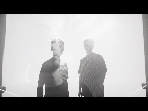 Metrik & Grafix  - Parallel VIP