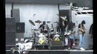 Machine Head - 04 NONE BUT MY OWN live @ Donington Park, Donington, England 1995-08-26