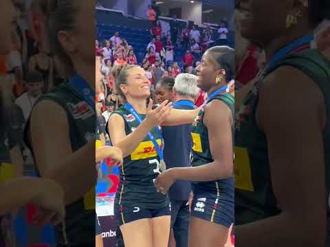 GRAZIE ITALIA 💙🫶🏾🇮🇹🫶🏻#lanazionale #eurovolleyw #pallavolo #volleyball