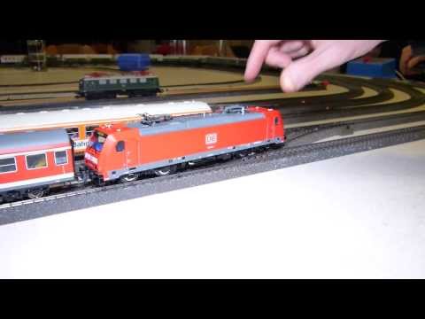 29. Stummi-Treff WN,  16 - BR 146 233-2 (Roco 62500) mit Nahverkehrs-Wendezug (Rivarossi HR4104)