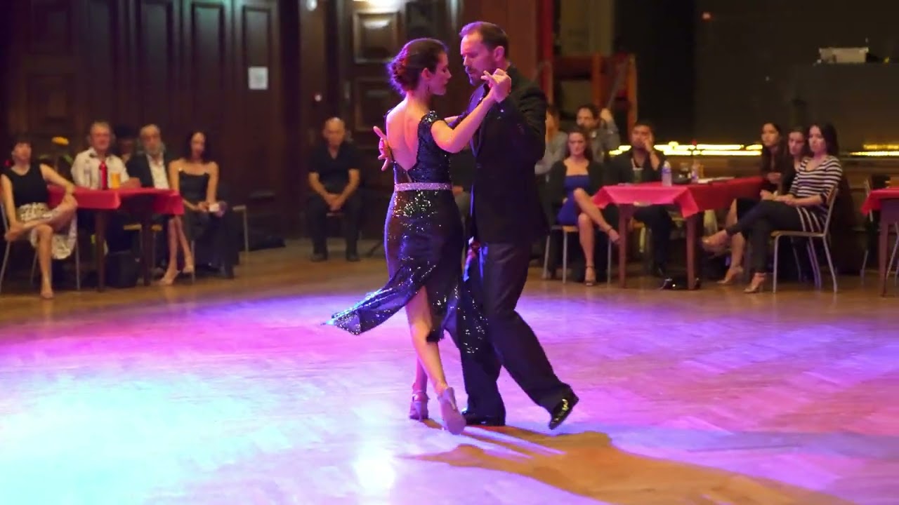 Camila Ameglio & René-Marie Meignan @ Tic-Tac 30.9.2022: Pugliese & Chanel - Tiempo