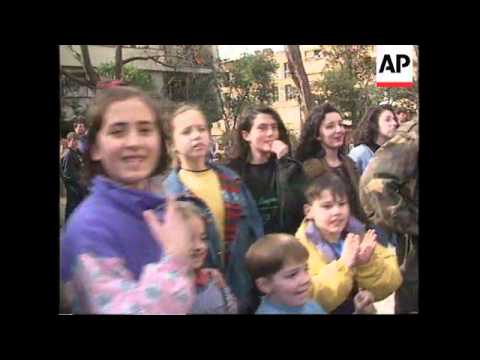 Bosnia/Mostar - Akashi Visits Mostar