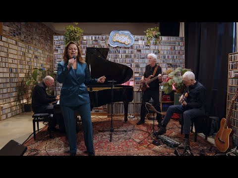 Fay Claassen — Pocket Concerts