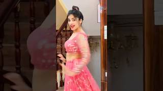 Patli Kamariya | Airplane Dancing ?#shorts #viral #PatliKamariya #reels #yearofyou #youtubeshorts