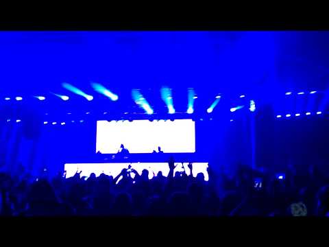 Stephan Bodzin: Pan-Pot - Sleepless (Stephan Bodzin Remix) (Live @ Hangar)