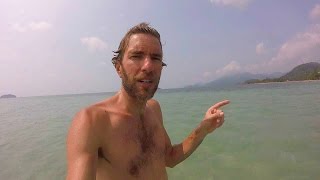 Travel Tips: How to Keep Your Stuff Safe on the Beach