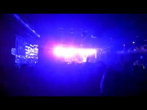 Piezas y Santiuve - Caminos de piedra (directo, buen audio)