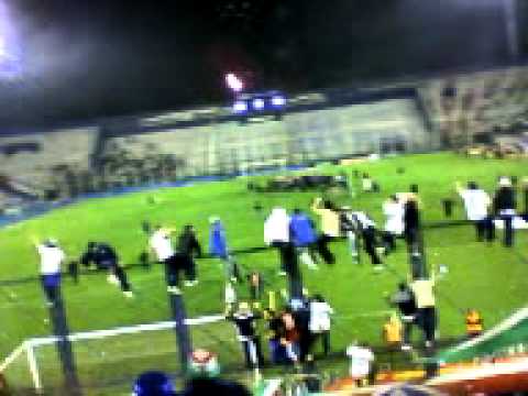 "Festejo Velez Campeón Clausura 2011" Barra: La Pandilla de Liniers &bull; Club: Vélez Sarsfield