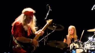 Uli Jon Roth w/ Nea Forslund - Hell Cat [Scorpions] (Live in Copenhagen, October 2nd, 2014)
