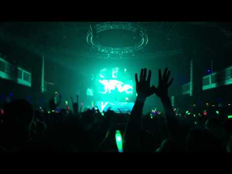 Eric Prydz Pryda vs. Everything but the Girl - Missing Europa & Pryda - SW4 LIVE OMFG! LA NYE 2015