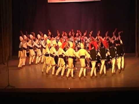 FOLKWORLD present  Folk Dance Ensemble SREDETS - Bulgaria - dance 1
