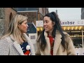 Naomi en Kim bezorgen kerstboom bij deelnemers Deloitte Students Hockey Trophy 2019