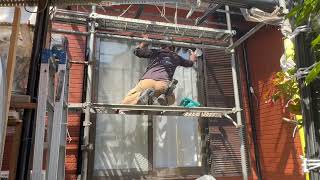 動画サムネイル