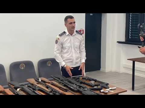 IPJ Arad | Analiza activității în cele 5 luni ale anului 2025 | Prezentarea armelor confiscate în cadrul operațiunii Jupiter