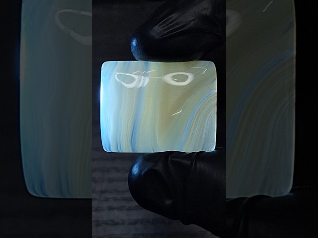 حجر عقيق جزع طبيعي حجم راهي