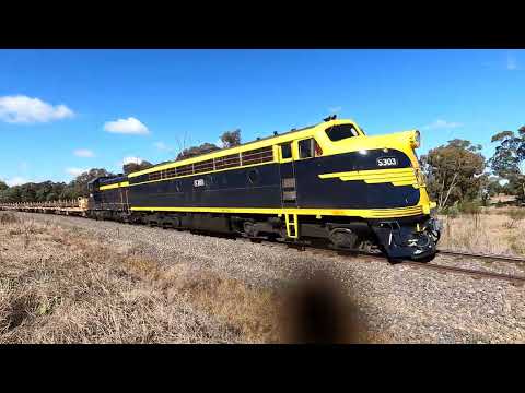 S303 & T357 Mugincoble NSW.  Fri 29th July 2022