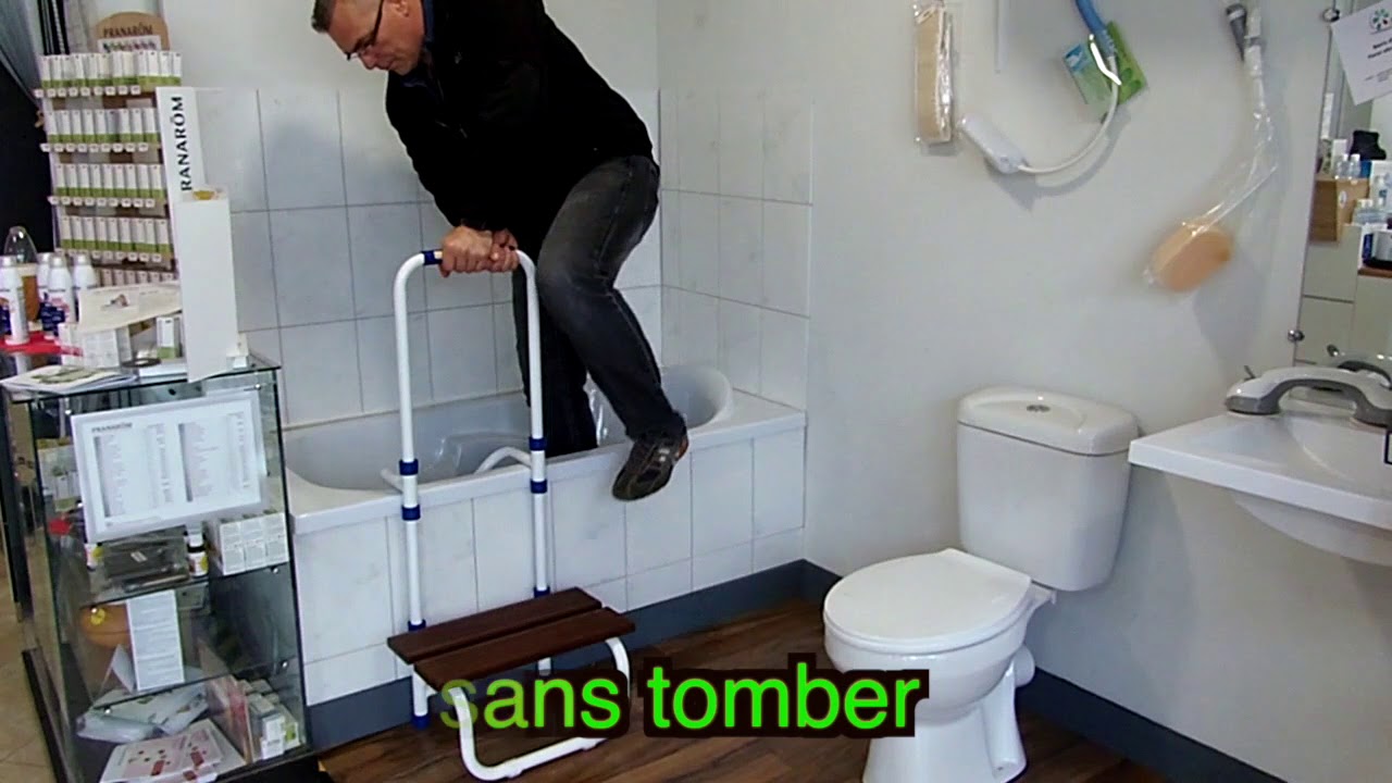 barre de bain et sa marche