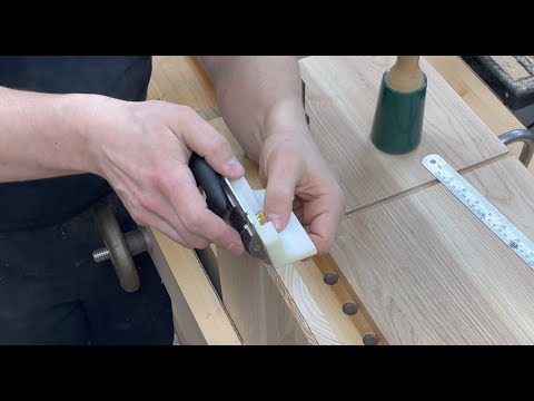 Make a Veritas Side Rabbet Dovetail Fence - this is cool!