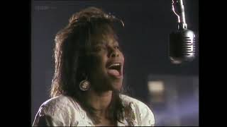 Natalie Cole - Miss You Like Crazy (Video)