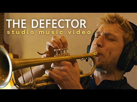 Henry Spencer - The Defector (studio music video)