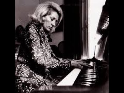 Rosa Sabater Plays Mompou Jeune Filles au jardin