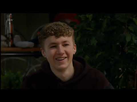 Emmerdale - "It's Not My Fault Amelia Drops Her Knickers Everytime She Sees Me" (17th March 2022)