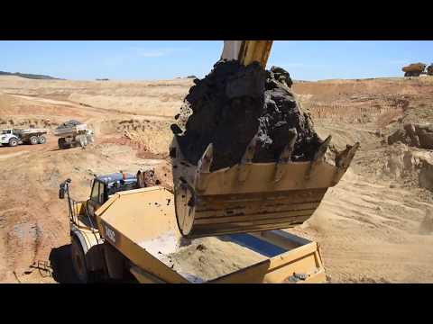 Liebherr 9100 loading ADT - Part 1