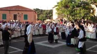 preview picture of video 'Il ballo degli sposi a Busachi 01 09 2013'