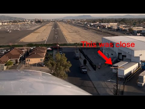 Skilled Pilot Performs Tight Landing // King Air 350