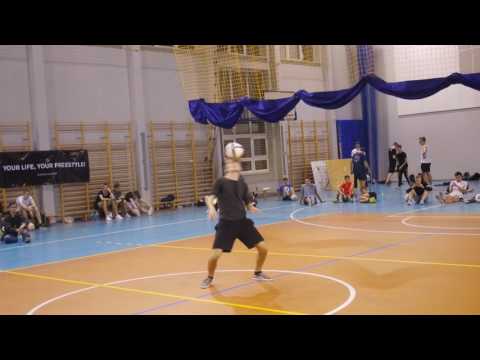 LFN2017 - Adrian Janusz vs Mathieu Pierron [Batlle 1\16 FINAL]