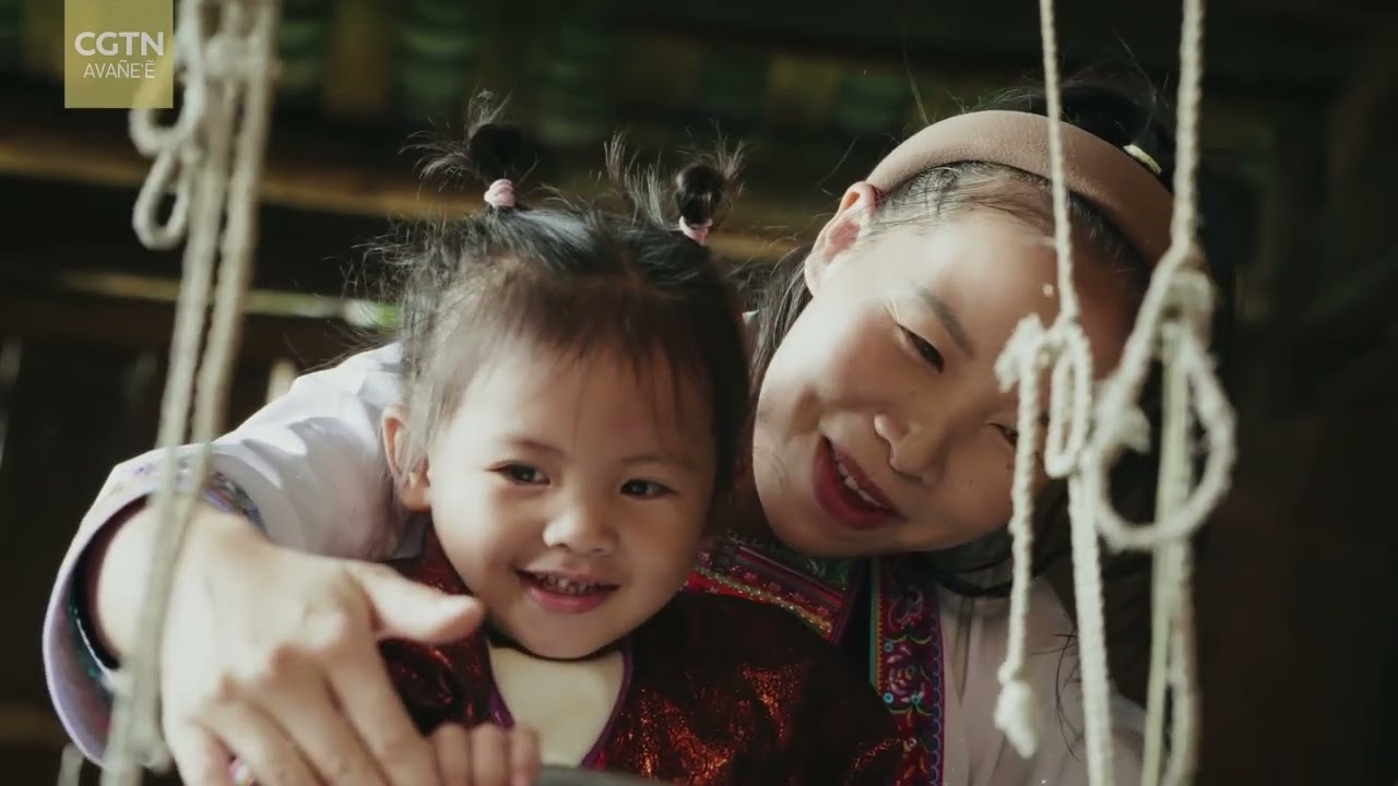 Ñe'ẽ ymaguare, ñe'ẽ pyahu: Dong ñe'ẽ