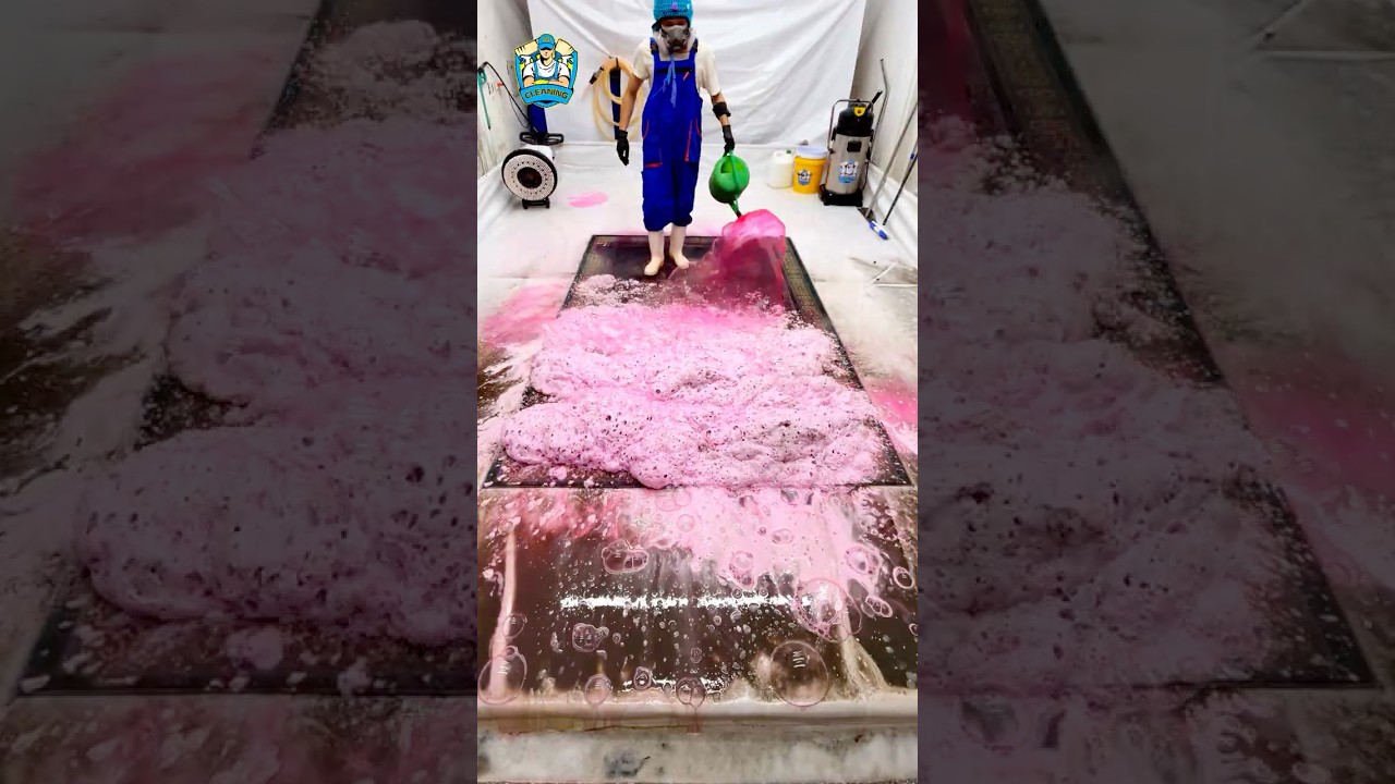 This carpet cleaning actually works #carpetcleaning #satisfying #shorts