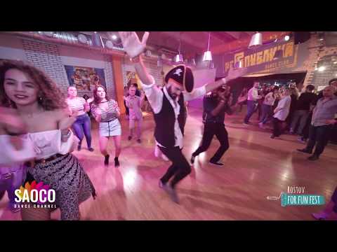 Samuel Funflow, Sophia Adalis, Mambo Brown Animation Dancing at Rostov For Fun Fest, Fri 01.11.2019