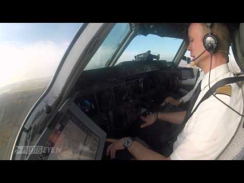 PilotsEYE.tv - MD-11F - QUITO - "Frankfurt Approach"