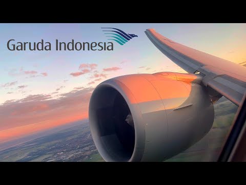 🇮🇩 Jakarta CGK to Amsterdam 🇳🇱 Garuda Indonesia Boeing 777-300ER [FULL FLIGHT REPORT] 14h30 flight !